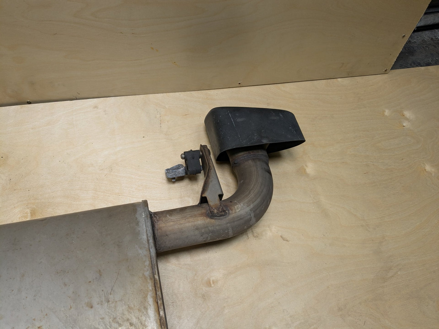 2018 - 2024 BMW X3 G01 Rear Exhaust Muffler 8693952 B58B30O1
