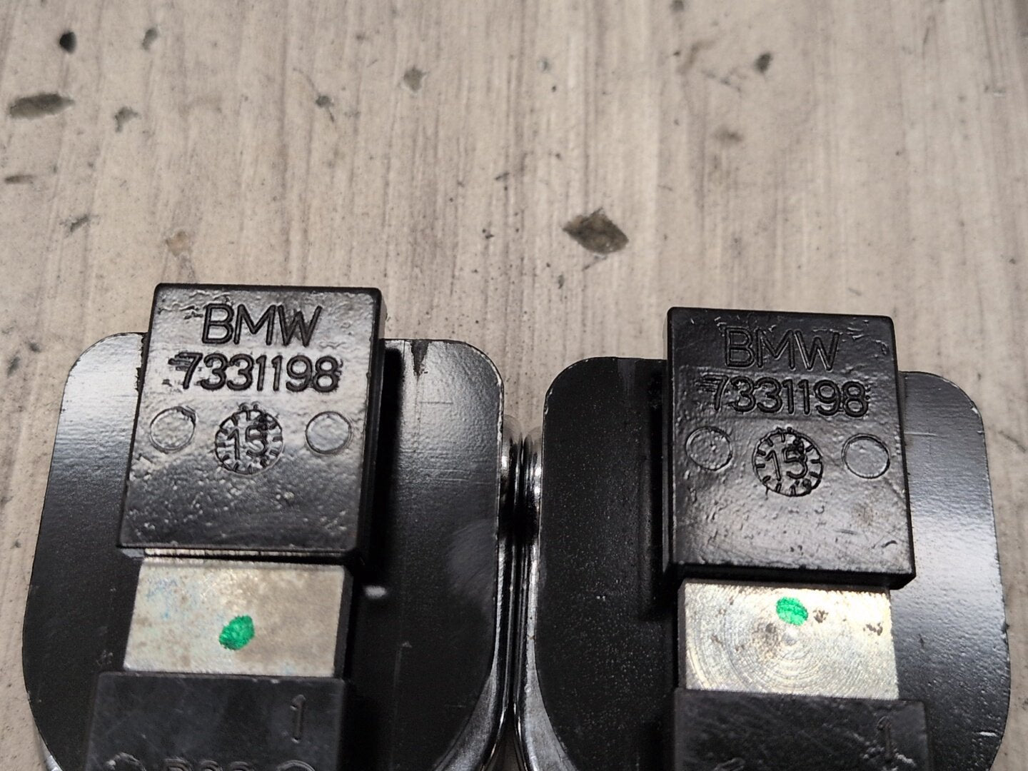 OEM BMW E70 E83 F15 F25 G01 X3 X5 Trunk Cargo Latch Tie Down Hook Clasp Ring (4)