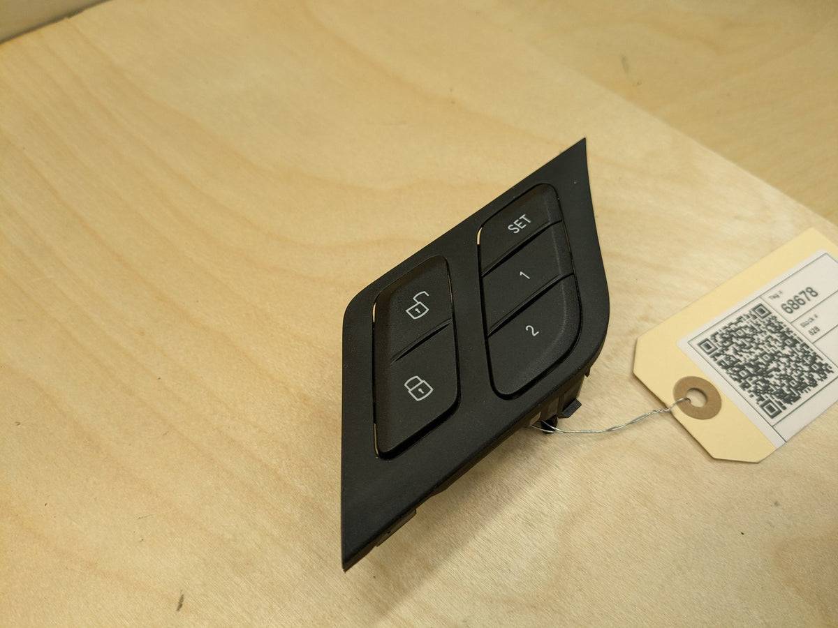 OEM BMW F44 F97 G01 G02 G20 Left Driver Side Memory Seat w/ Lock Unlock Switch
