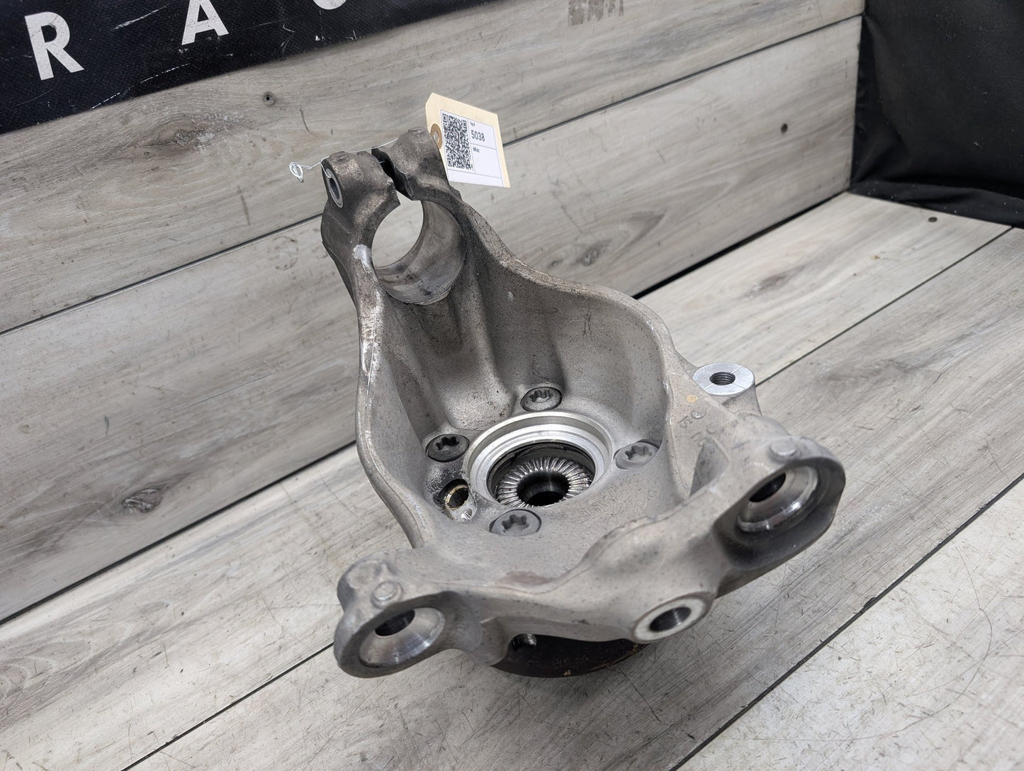 2014-2019 BMW F34 3 Series Front Right Passenger Spindle Hub Carrier Knuckle OEM