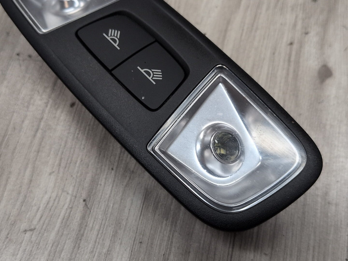 2015-2018 Audi Q3 8U Rear Overhead Dome Light Switch Module 8U0947111A