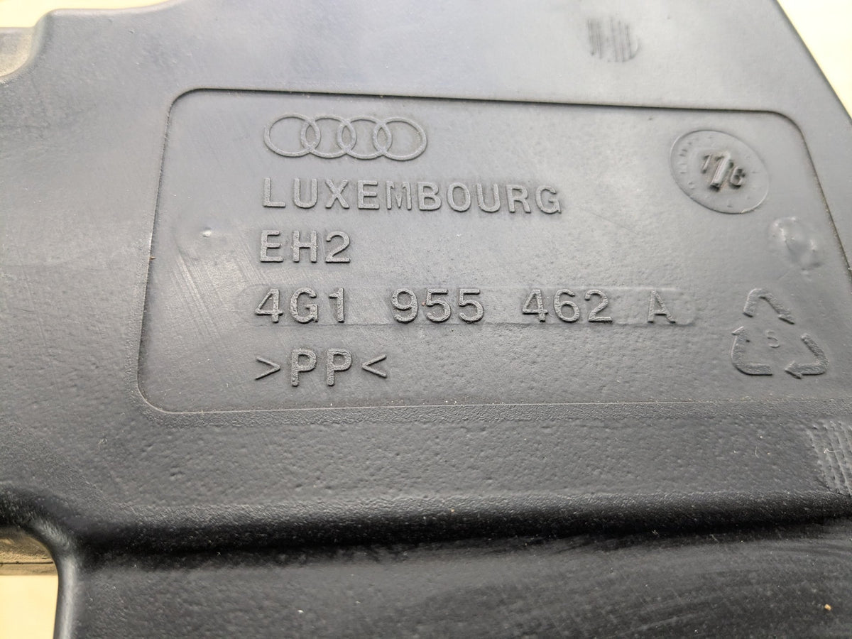 2012-2018 Audi A6 C7 Windshield Reservoir Tank Assembly 4G1955462A OEM