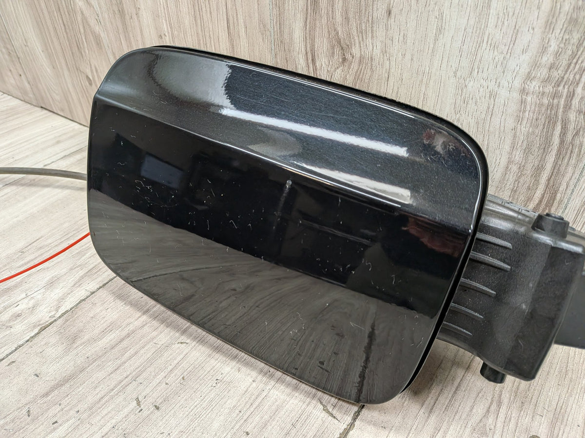 2015-2018 Audi Q3 8U Fuel Gas Tank Filler Cap 8J0010508Q OEM