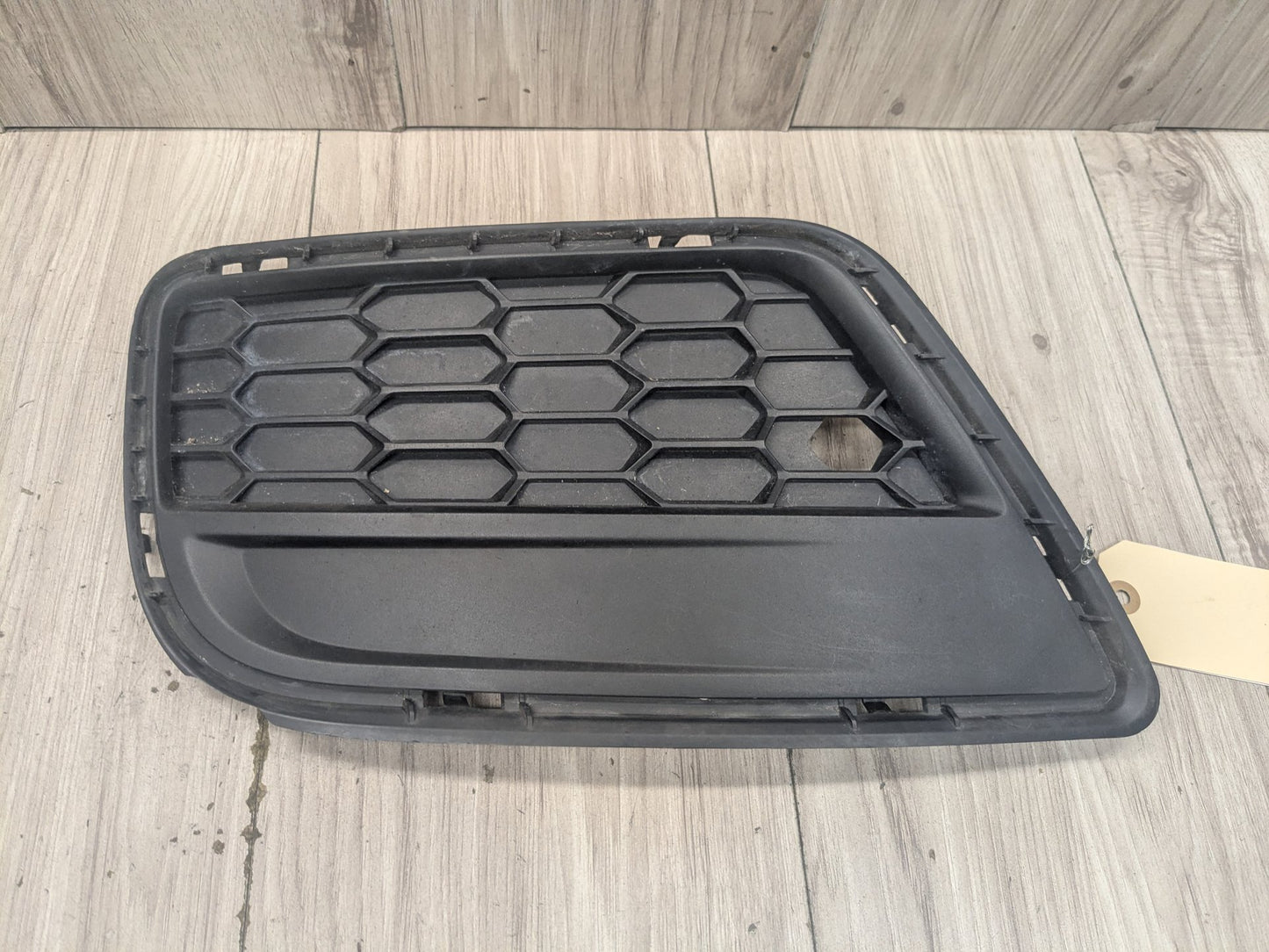 2011 - 2017 BMW X3 F25 Front Left Driver Bumper Cover Grille 8050445 N20B20O0