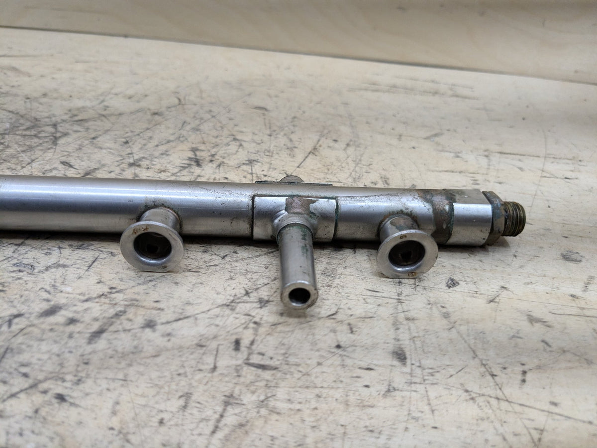 2012-2018 Audi C7 A6 CYNB Engine Motor Fuel Injector Rail Line 06K133317G