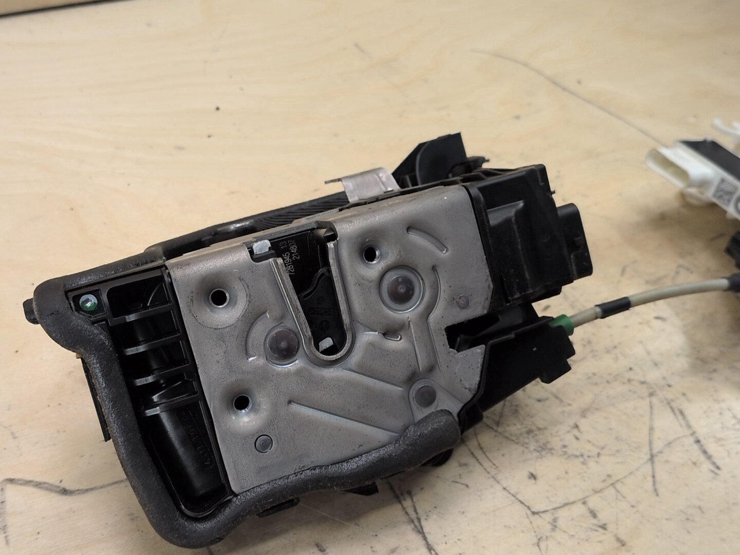 2016-2022 BMW 750i G12 Front Left Driver Door Latch Lock Actuator w/ Soft Close 7281945