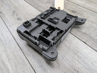 2007-2013 BMW X5 E70 Rear Power Distribution Fuse Box 6931687