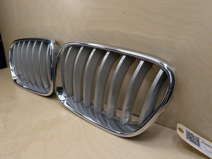 2011-2016 BMW X3 F25 Front Left Right Upper Bumper Cover Kidney Grilles SET 7210725