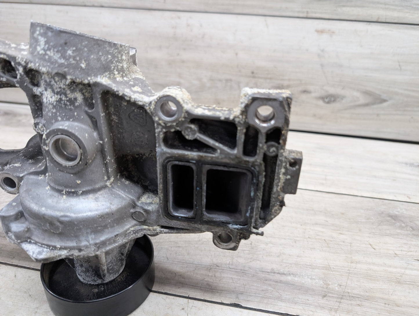 OEM BMW F22 F30 F32 F36 G01 G12 G20 G30 340 440 Coolant Water Pump w Support B58