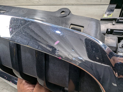 2019 - 2026 BMW 330i G20 Front Left Right Upper Bumper Cover Kidney Grilles SET 9465190 B46B20O1