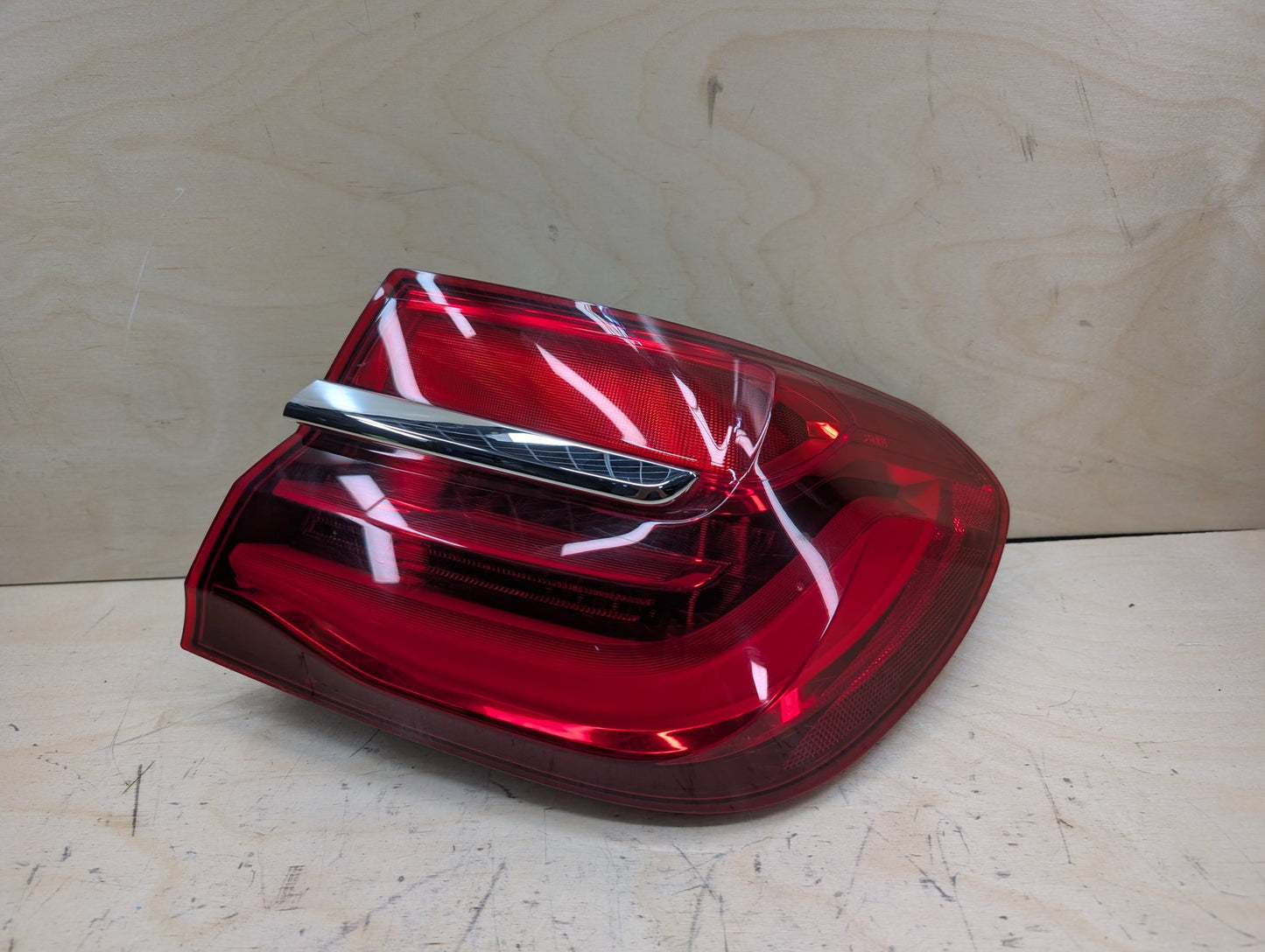 16-19 OEM BMW G11 G12 740 750 M760 B7 Rear Right Passenger Outer LED Tail Light