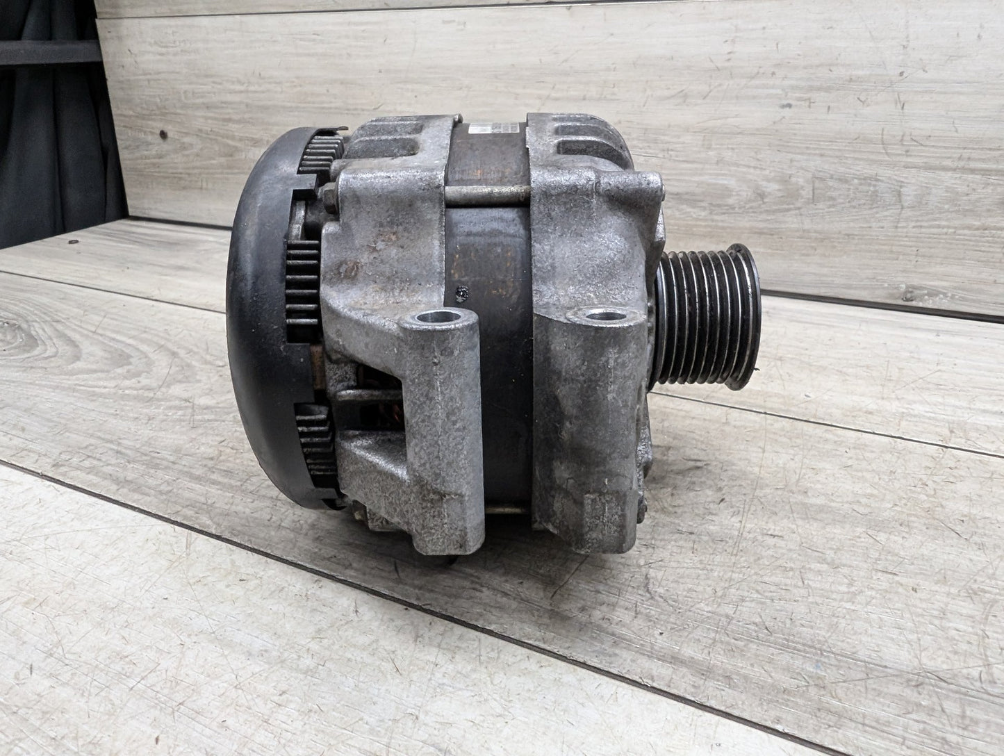 OEM BMW F01 F06 F10 F13 F22 F30 F32 Engine N55 Alternator Generator 210A