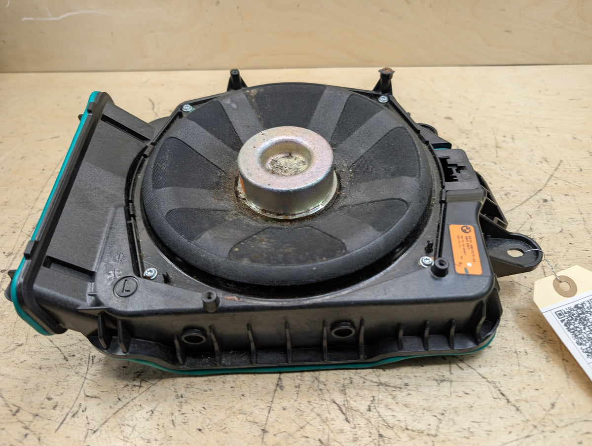 16-19 OEM BMW G30 G12 F90 Front Left Sub Subwoofer Audio Speaker Harman Kardon