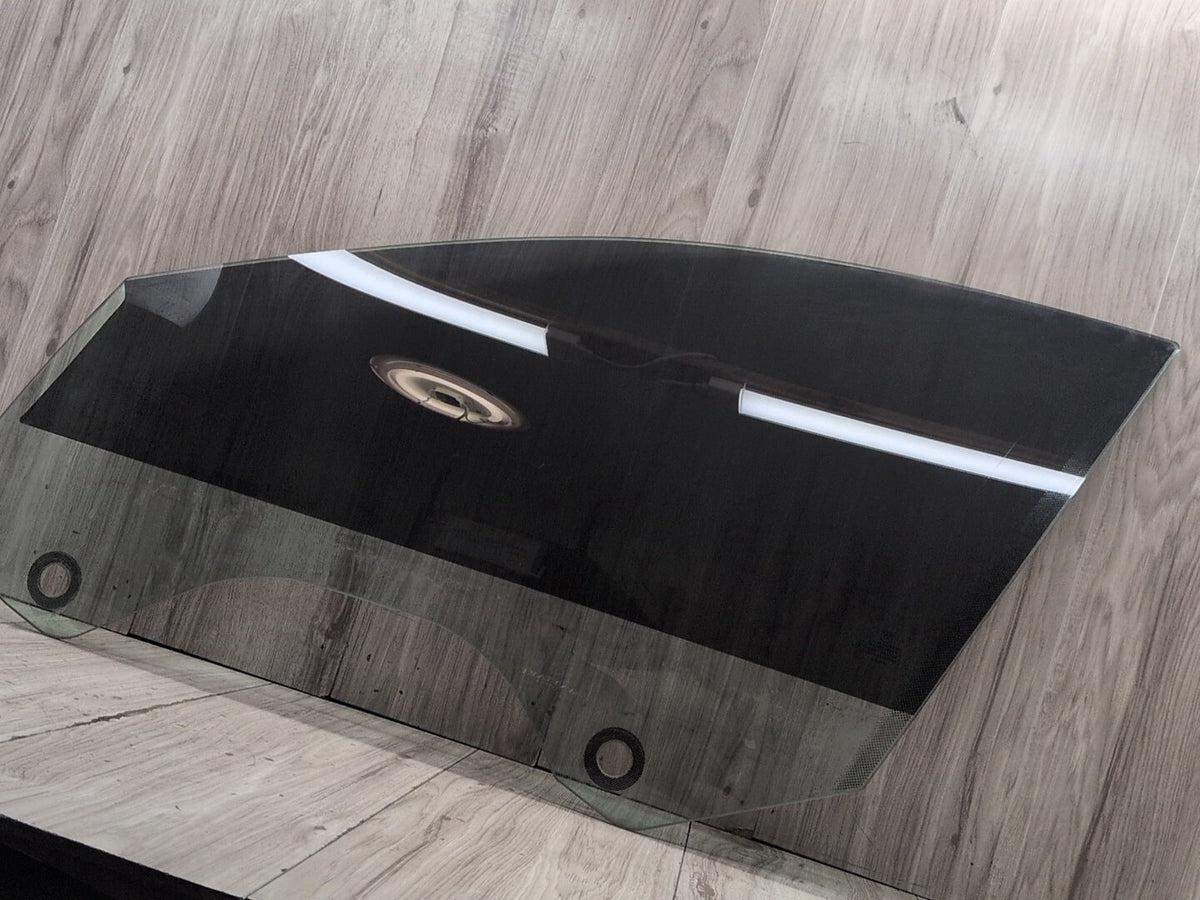 2015-2018 BMW X5 F85 Front Left Driver Door Window Glass 7470631 OEM