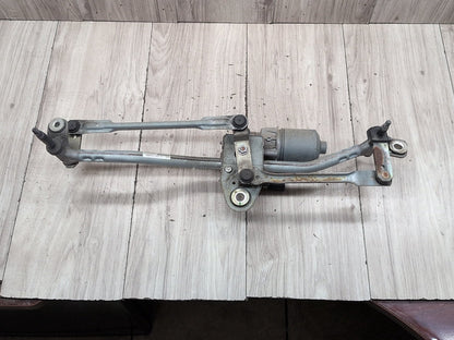 15-18 OEM Audi Q3 8U Front Windshield Wiper Linkage Motor 8U1955023