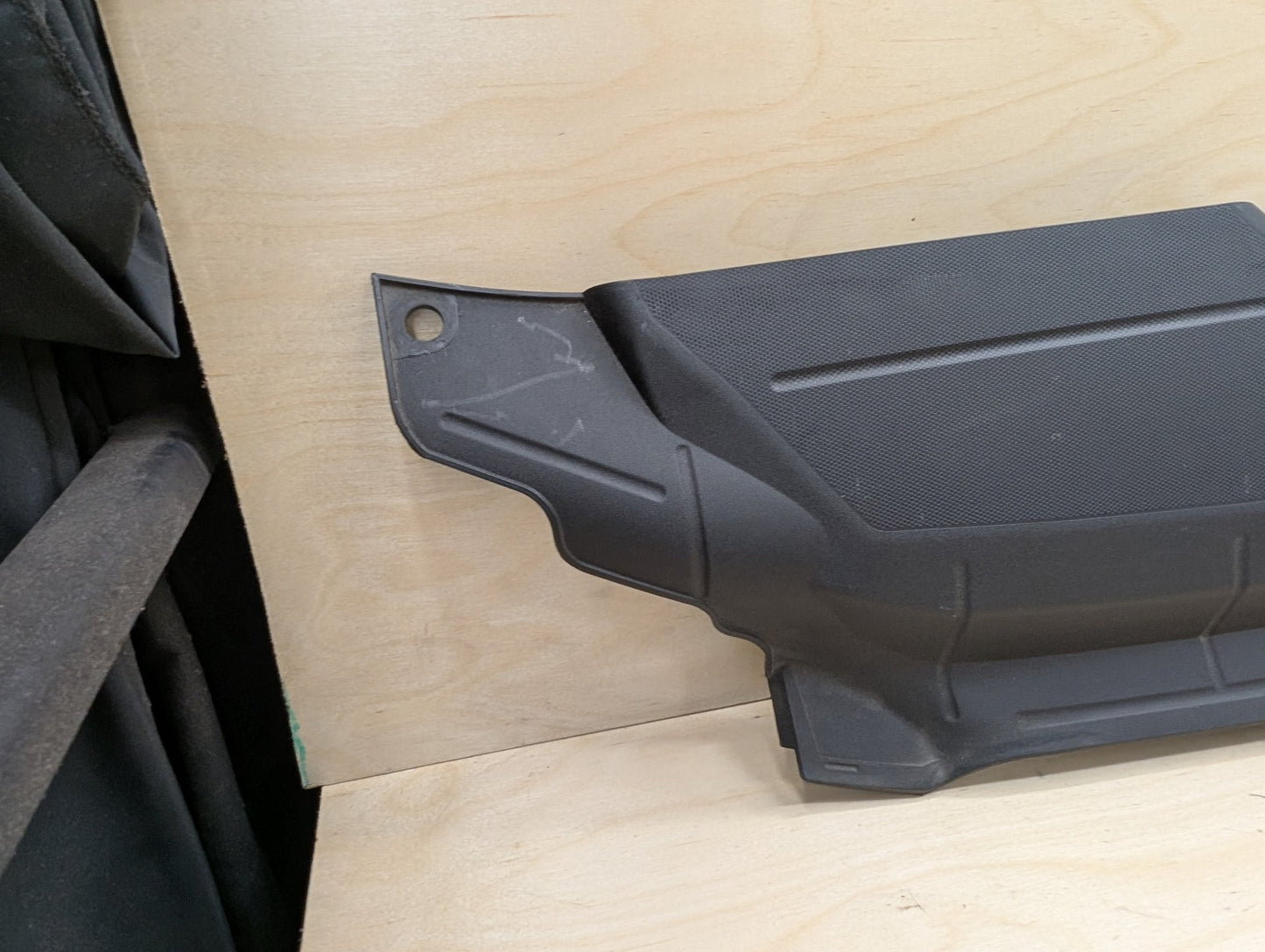 2011-2017 Audi RS5 8T Radiator Support Upper Cover Panel 8T0807081E