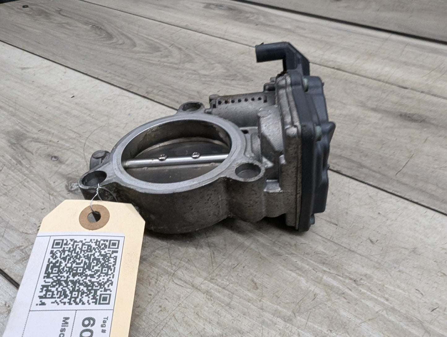 BMW G12 750Li N63B44O2 Engine Motor Throttle Body 7619008