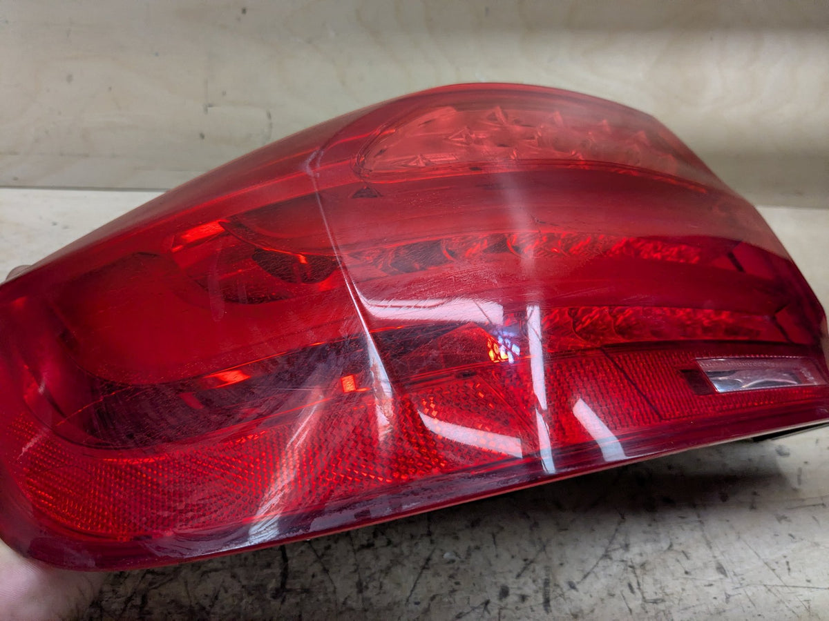 11-13 OEM BMW E92 328 335 M3 Coupe LCI Rear Left Driver Outer Tail Light