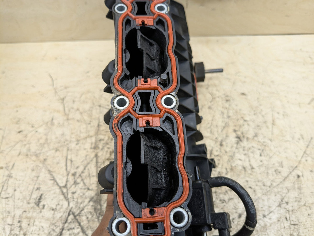 2012-2018 Audi C7 A6 CYNB Engine Motor Intake Manifold 06L133201T