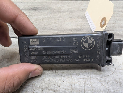 OEM BMW E82 E88 E90 E92 E93 F10 Tire Pressure Monitoring Sensor Module RDC TPMS