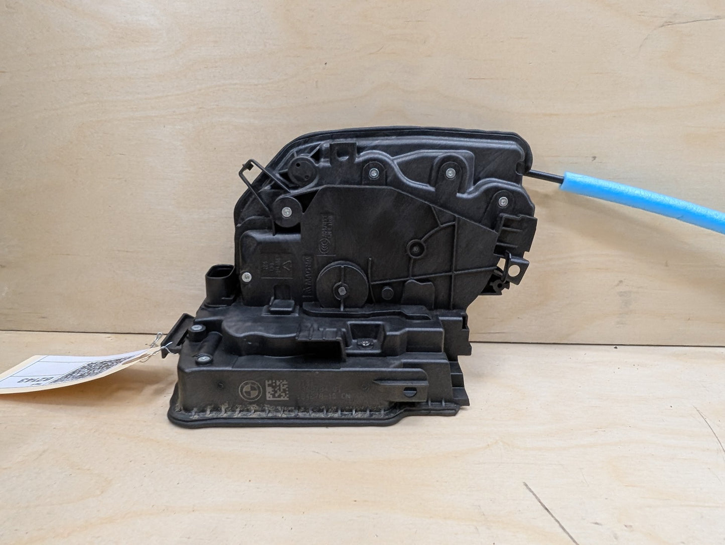 2015-2019 BMW X6 F16 Front Right Passenger Door Latch Lock Actuator 7362784