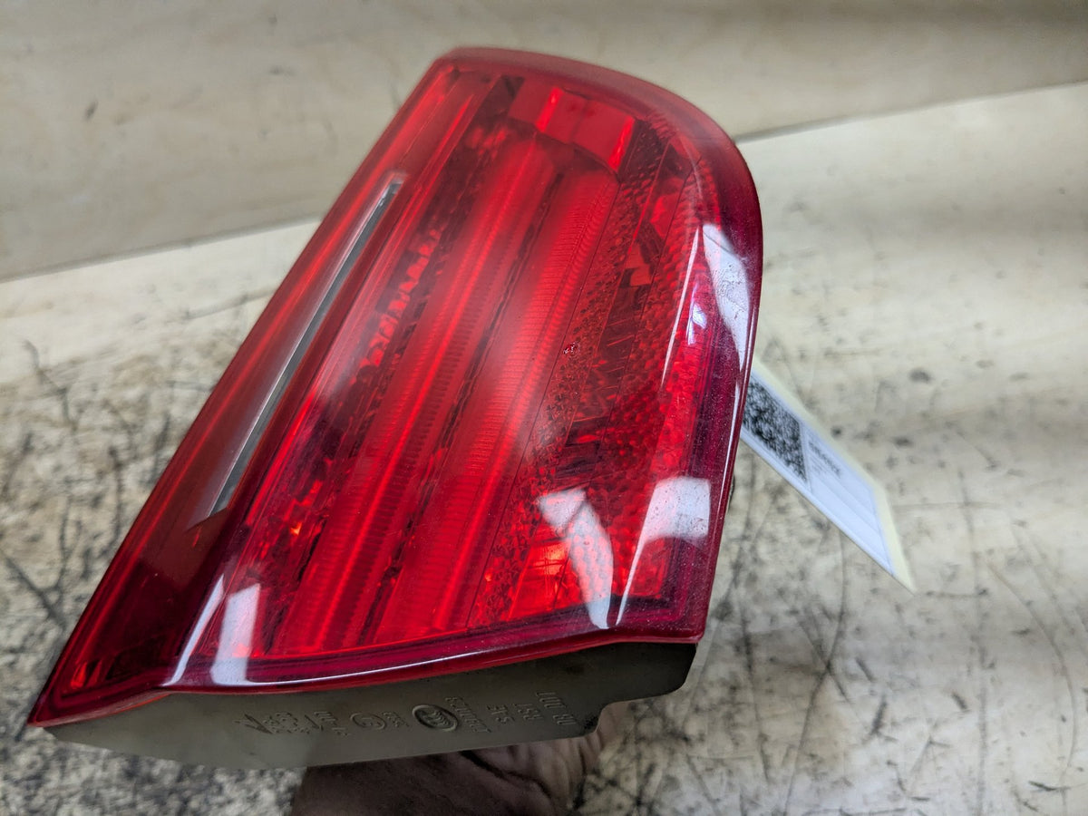 09-11 OEM BMW E90 328 335 M3 LCI Rear Left Driver Side Trunk Inner Tail Light