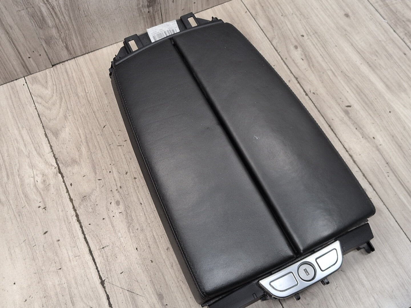 2012-2018 BMW M6 F06 Center Console Armrest Arm Rest 8055835