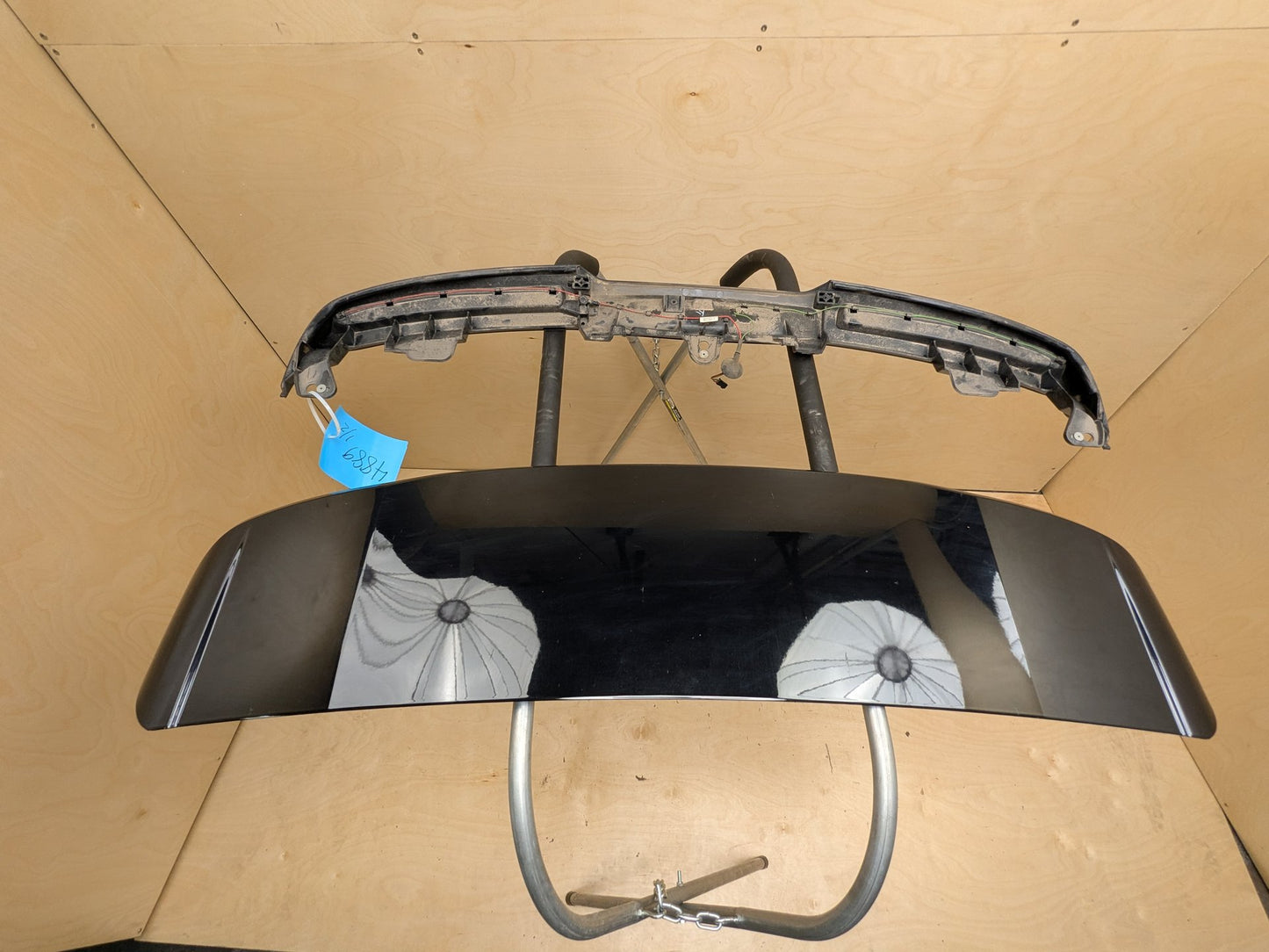 OEM BMW G01 X3 Rear Tailgate Liftagte Trunk Roof Upper Wing Spoiler Black