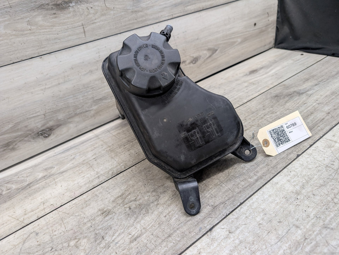 2007-2013 BMW 328i E93 Coolant Expansion Tank Reservoir 7567462