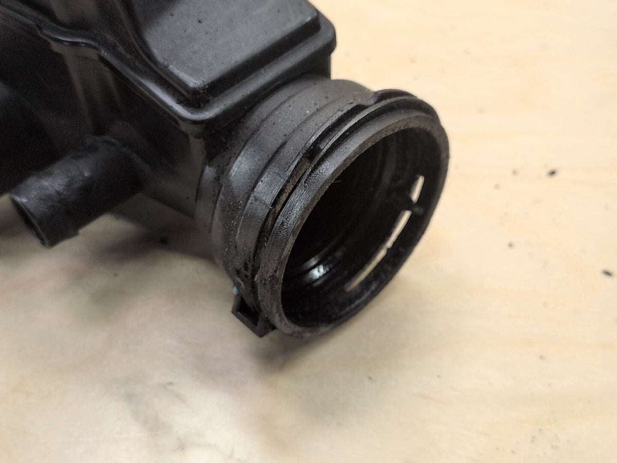 2018-2024 BMW X3 G01 Engine Motor Air Duct Tube Hose 8663614 OEM