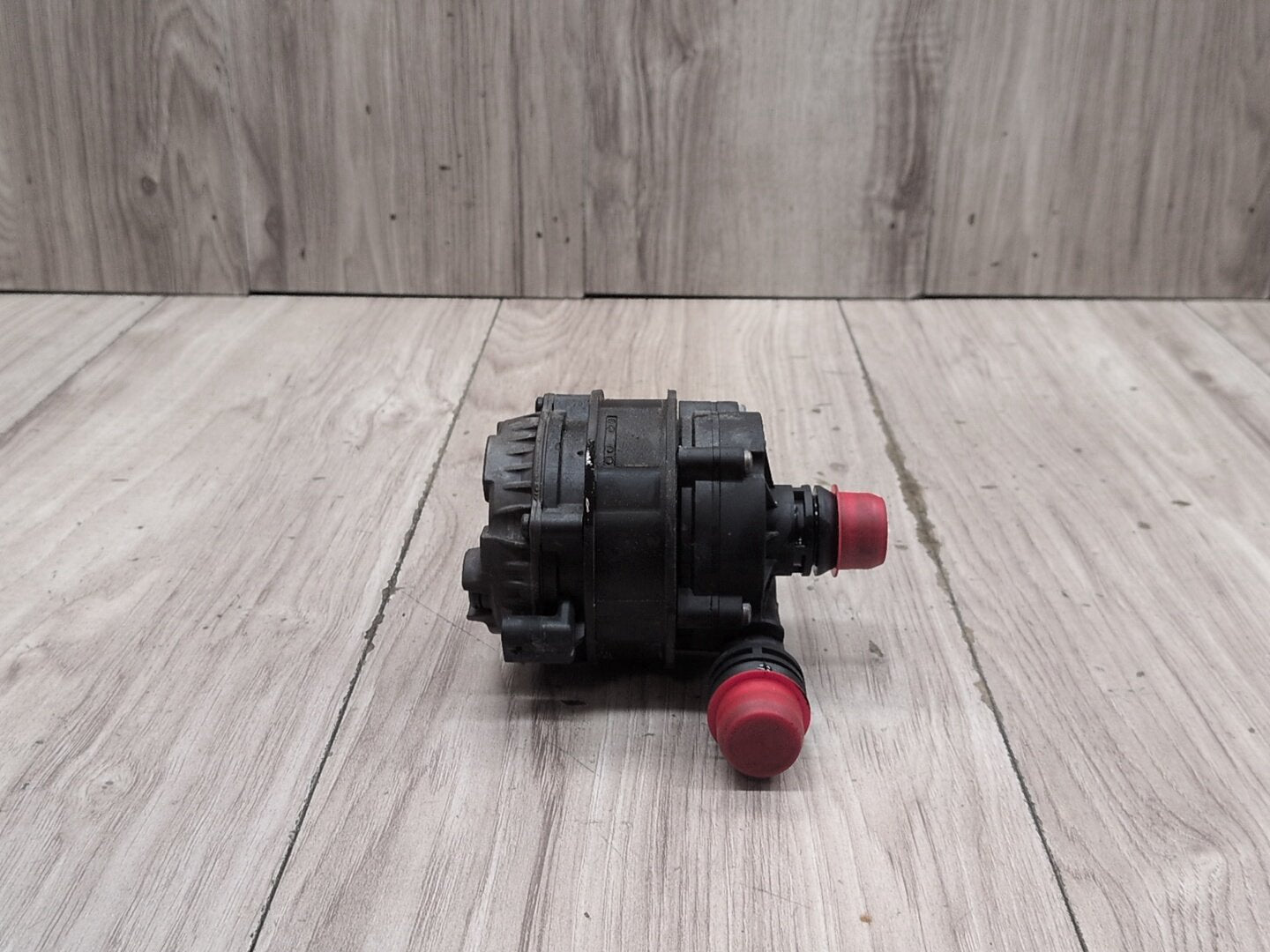 OEM BMW G01 G05 G20 G22 G26 Engine B46 B58 Auxiliary Electric Water Pump Cooling
