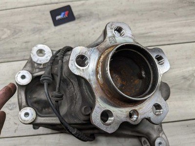 19-25 OEM BMW G20 G22 G23 FRONT Left Driver Hub Spindle Knuckle Bearing RWD