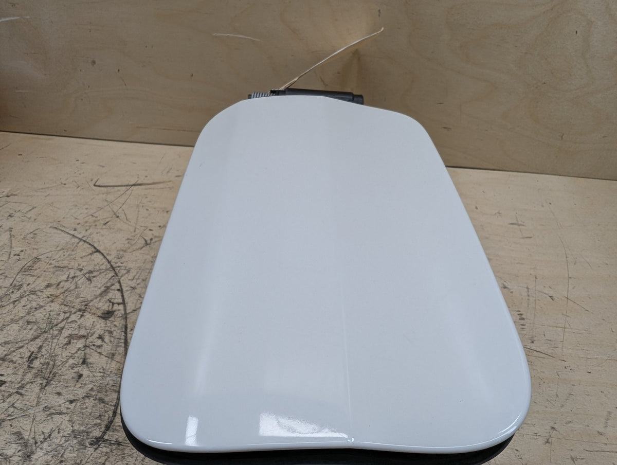 2019-2026 BMW 330i G20 Fuel Gas Tank Filler Cap 7433407 OEM
