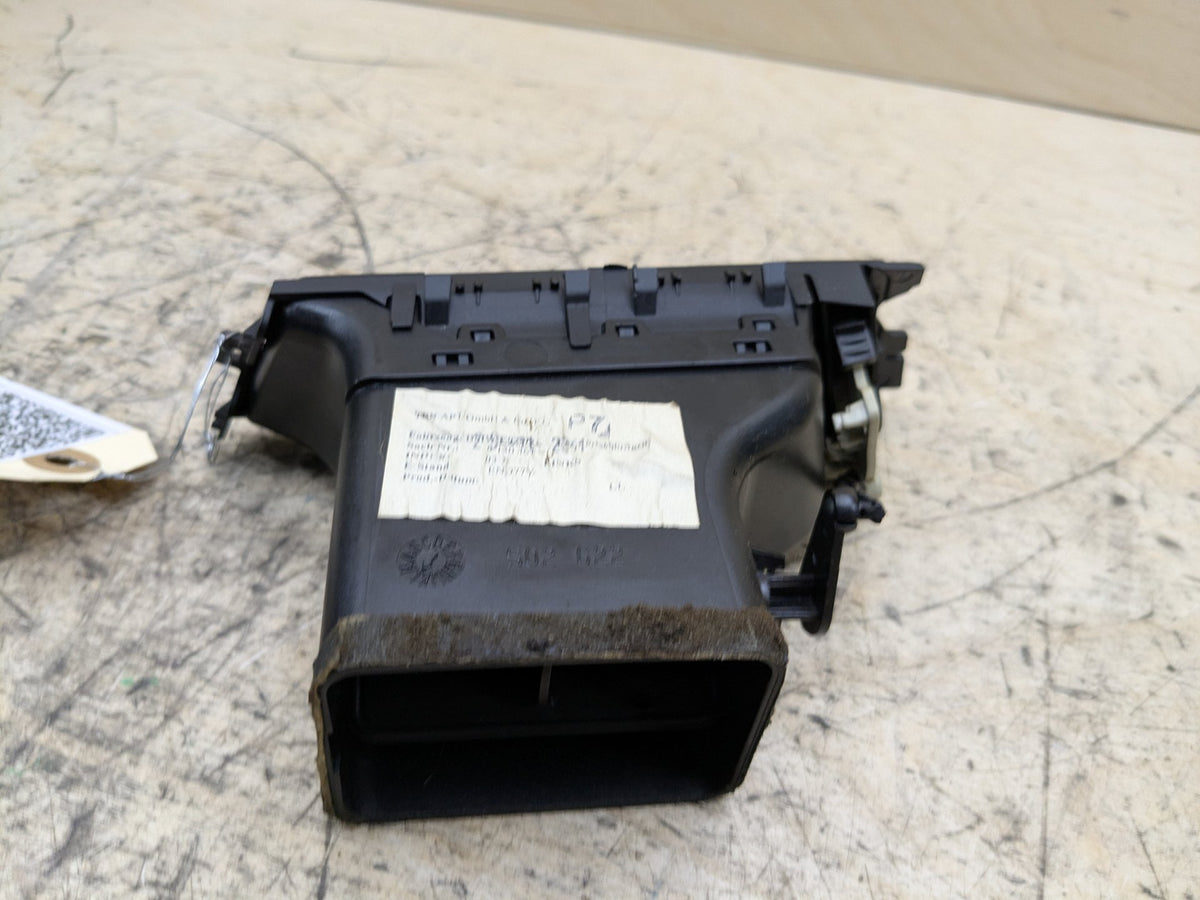 06-13 OEM BMW E90 E92 E93 335 328 M3 Left Driver Side Dashboard Air Vent