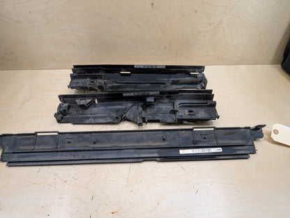 2012-2018 BMW 320i F30 Cooling Radiator Brackets SET 7600904 OEM