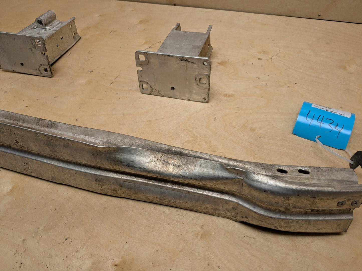 2008 - 2017 Audi S5 8T Front Bumper Reinforcement Rebar Bar 8K0807113F