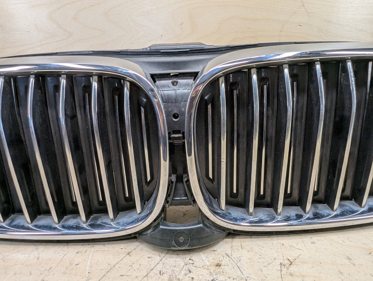 16-19 BMW G12 Front Bumper Radiator Air Flap Shutter w/ Kidney Grilles OEM