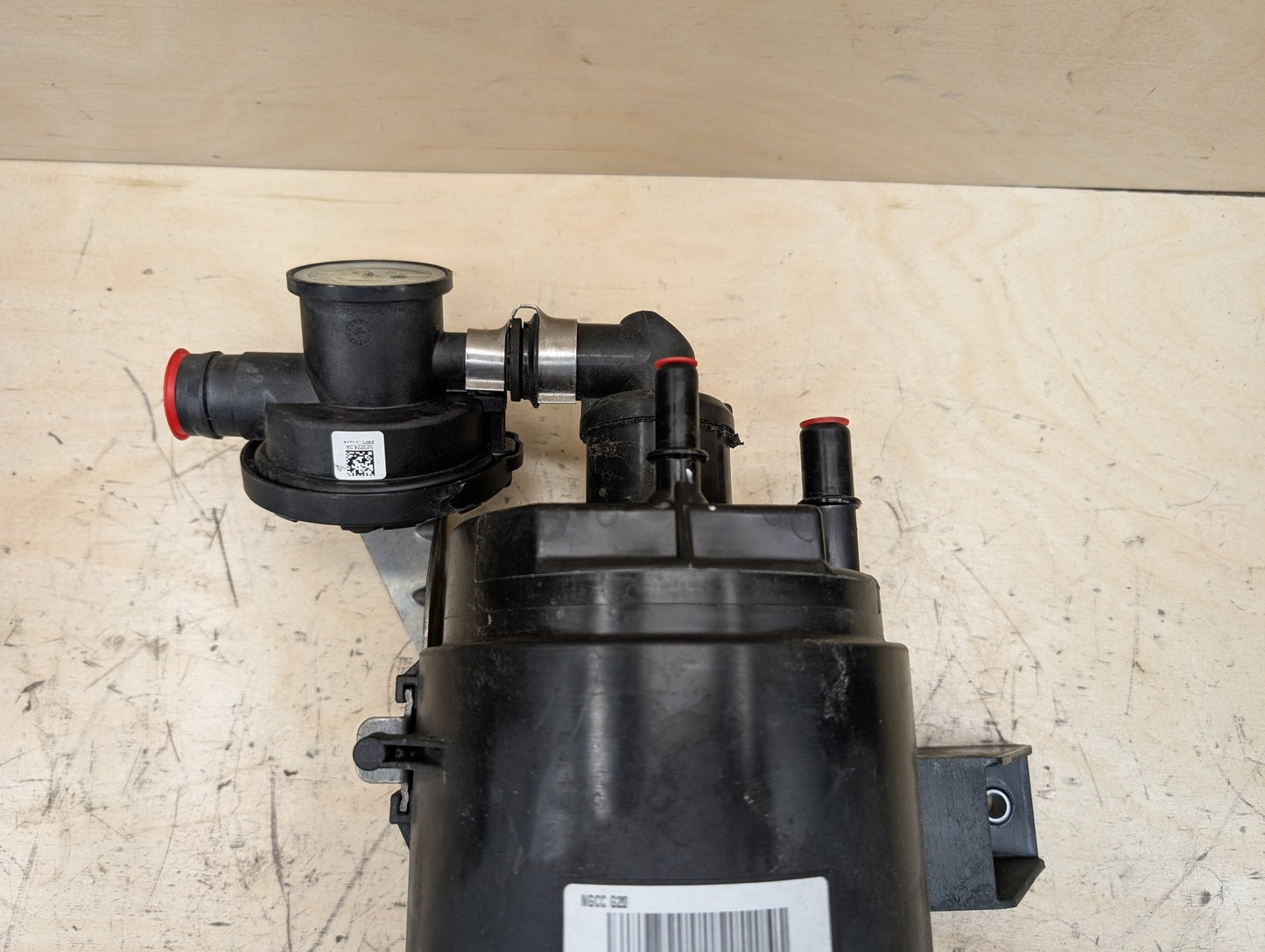 OEM BMW G20 G22 G26 G42 G80 Charcoal Filter Fuel Tank Vapor Evaporator Canister
