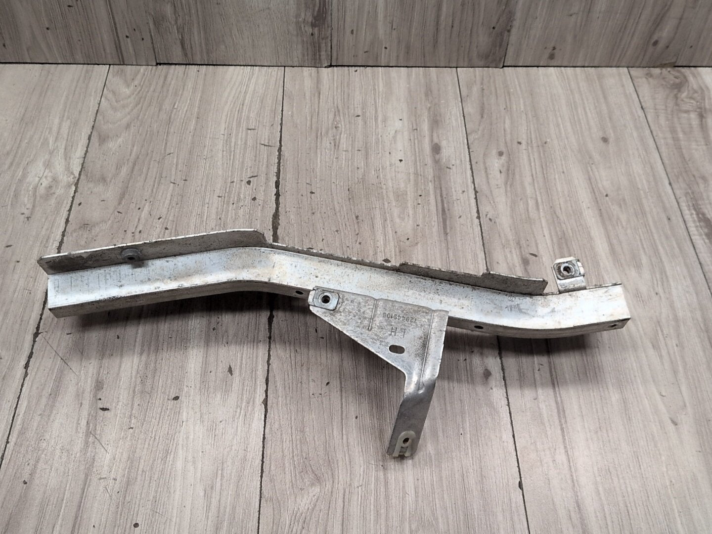 14-19 OEM BMW F15 F16 F85 F86 X5 X6 Left Driver Headlight Mount Support Bracket