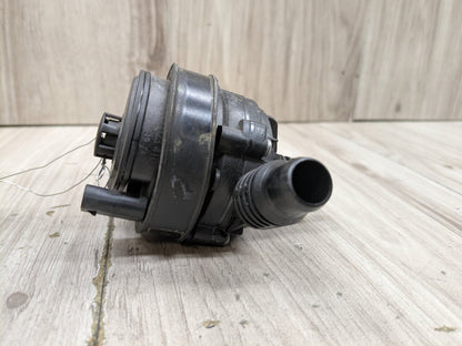 *OEM BMW G01 G05 G20 G22 G30 G42 G80 G82 G83 M3 M4 Engine Auxiliary Water Pump