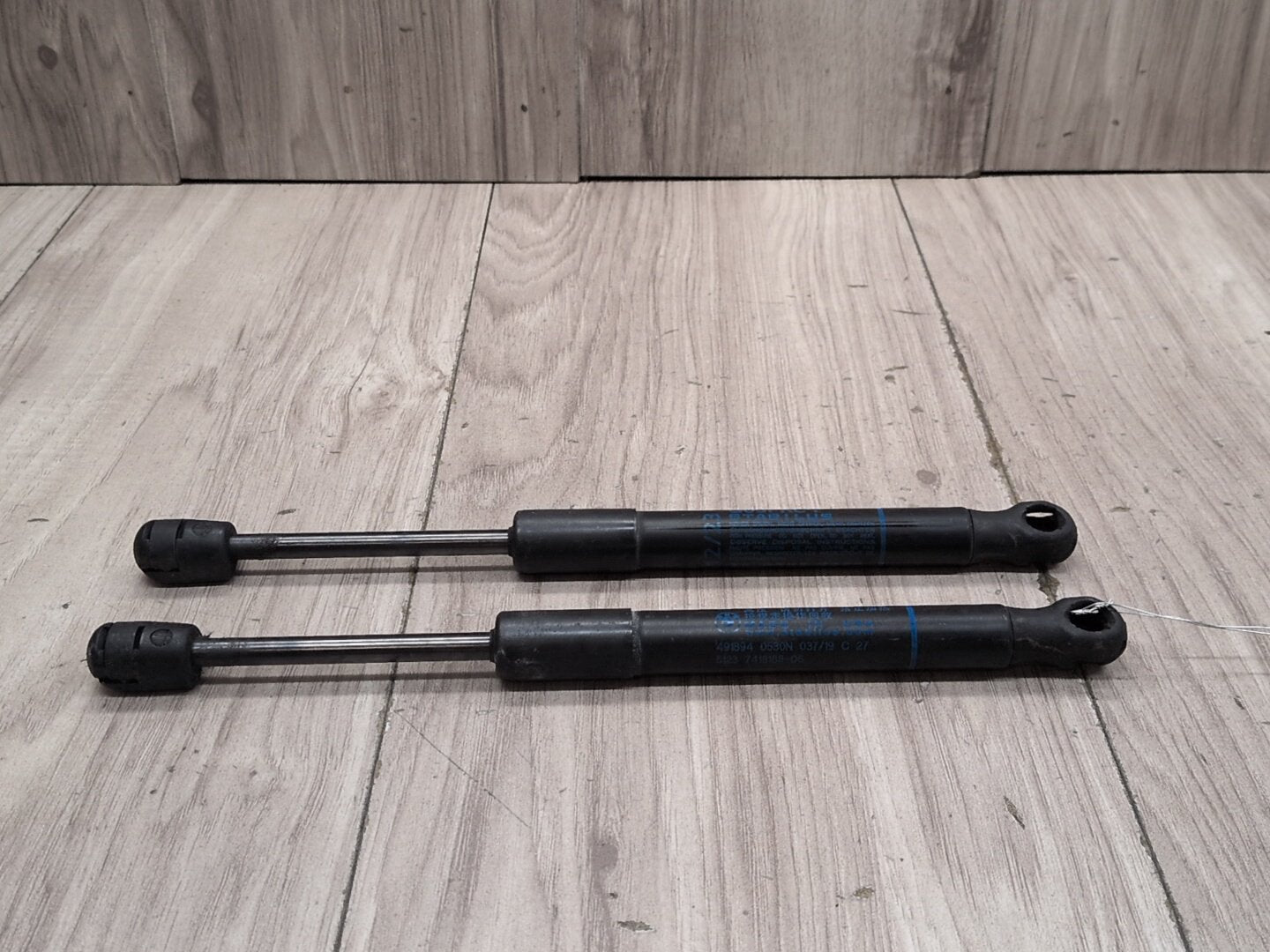 2019 - 2026 BMW X5 G05 Rear Left Right Liftgate Trunk Lid Strut Shock Supports SET 7418188 N63B44M3