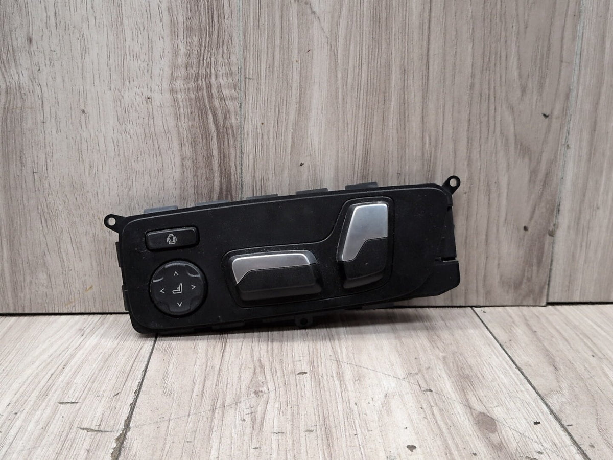 2019-2026 BMW M340i G20 Front Left Driver Seat Control Switch 6826025 OEM
