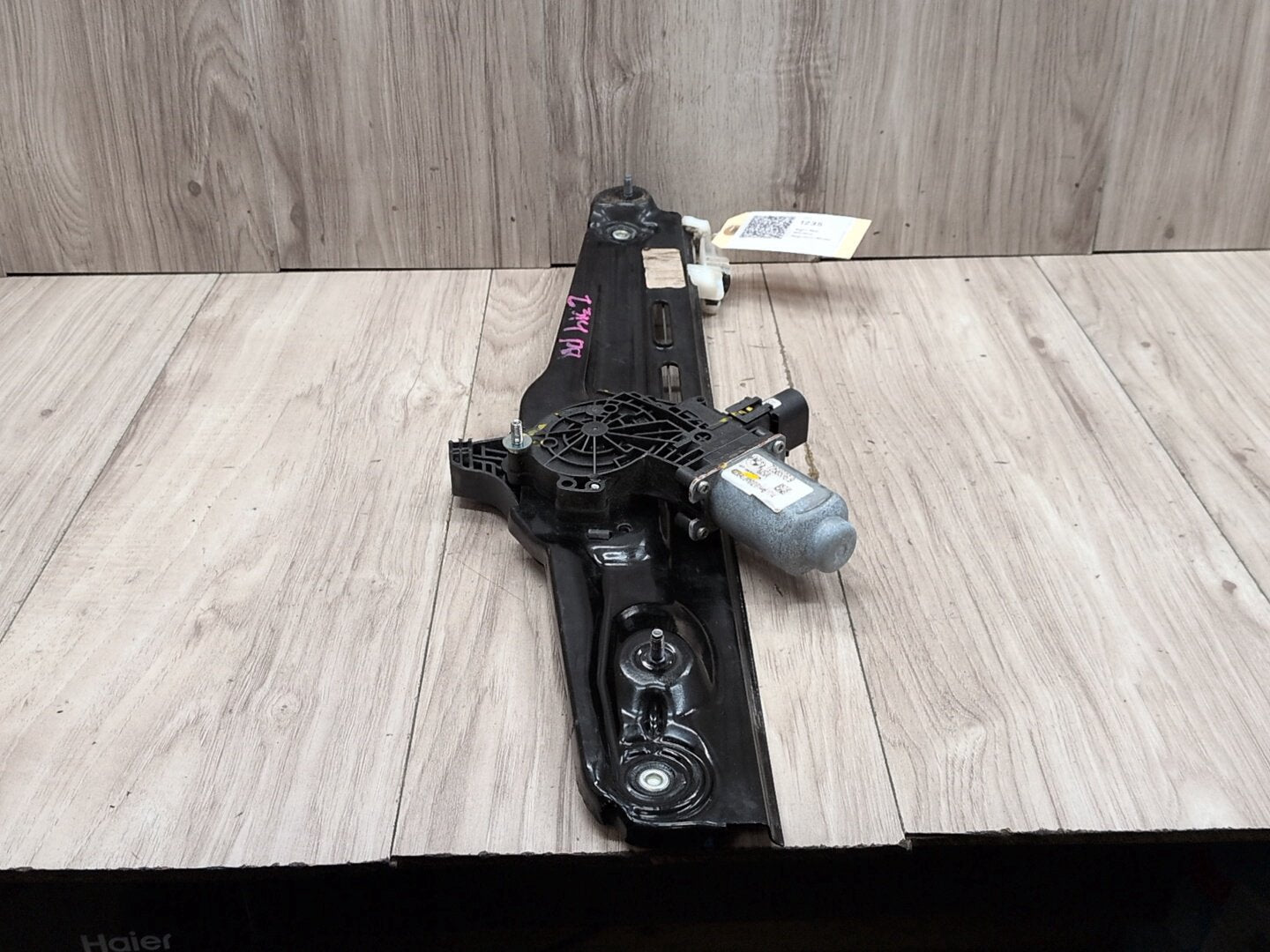 2011 - 2017 BMW X3 F25 Rear Right Passenger Door Window Glass Regulator Motor 7258536 N20B20O0