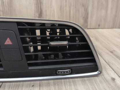 2015-2018 Audi Q3 8U Dashboard Dash Board Middle Center Air Vent 8U1820951C
