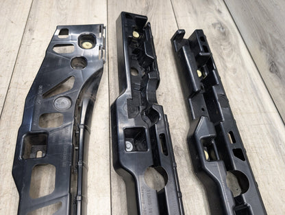 2016-2022 BMW 750Li G12 Right Passenger Side Skirt Rocker Panel Brackets SET 7387348