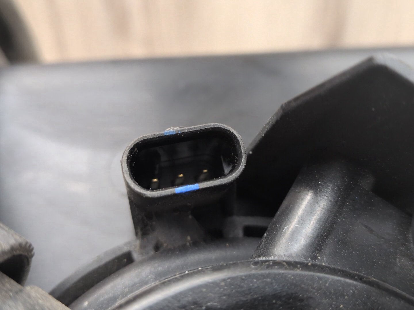OEM BMW F15 F16 F85 X5 X6 Charcoal Filter Fuel Tank Vapor Evaporator Canister
