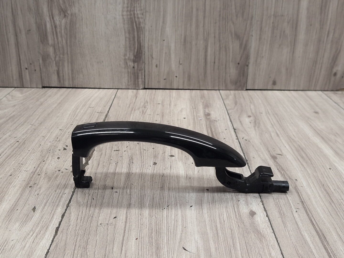 2015-2018 Audi Q3 8U Front or Rear Right Passenger Exterior Door Handle 8T0837205A