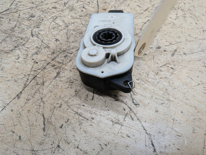 OEM BMW G05 G07 G12 G20 330 M340 X5 X7 Front Upper Grille Shutter Motor Actuator