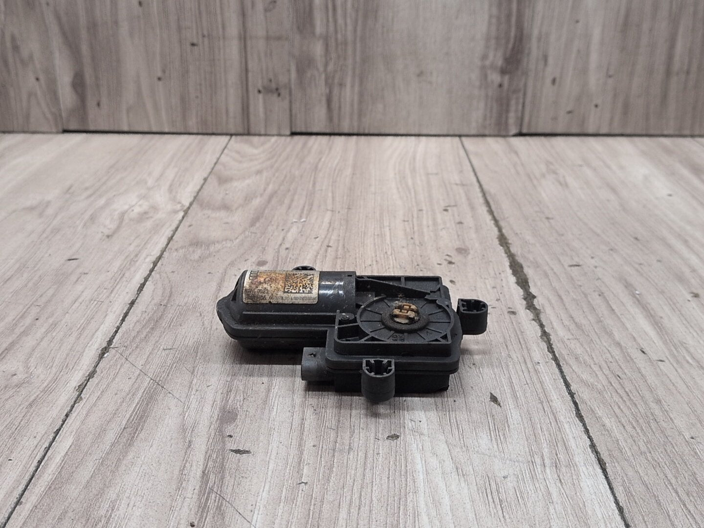2018-2023 Audi S4 B9 Muffler Exhaust Flap Actuator 4N0133246