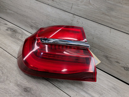 16-19 OEM BMW G11 G12 740 750 M760 B7 Rear Left Driver Outer LED Tail Light